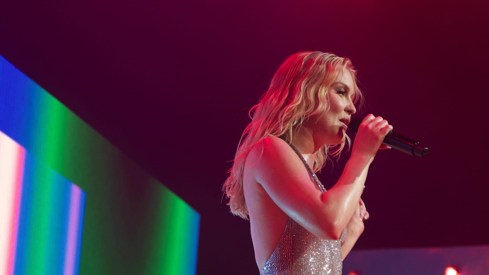 Zara Larsson Announces Midnight Sun Tour 2025