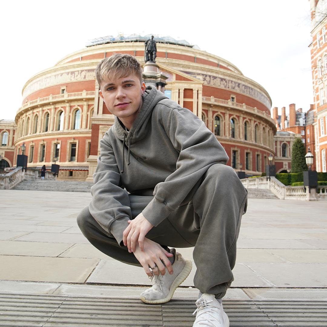 HRVY artist page gallery image 2